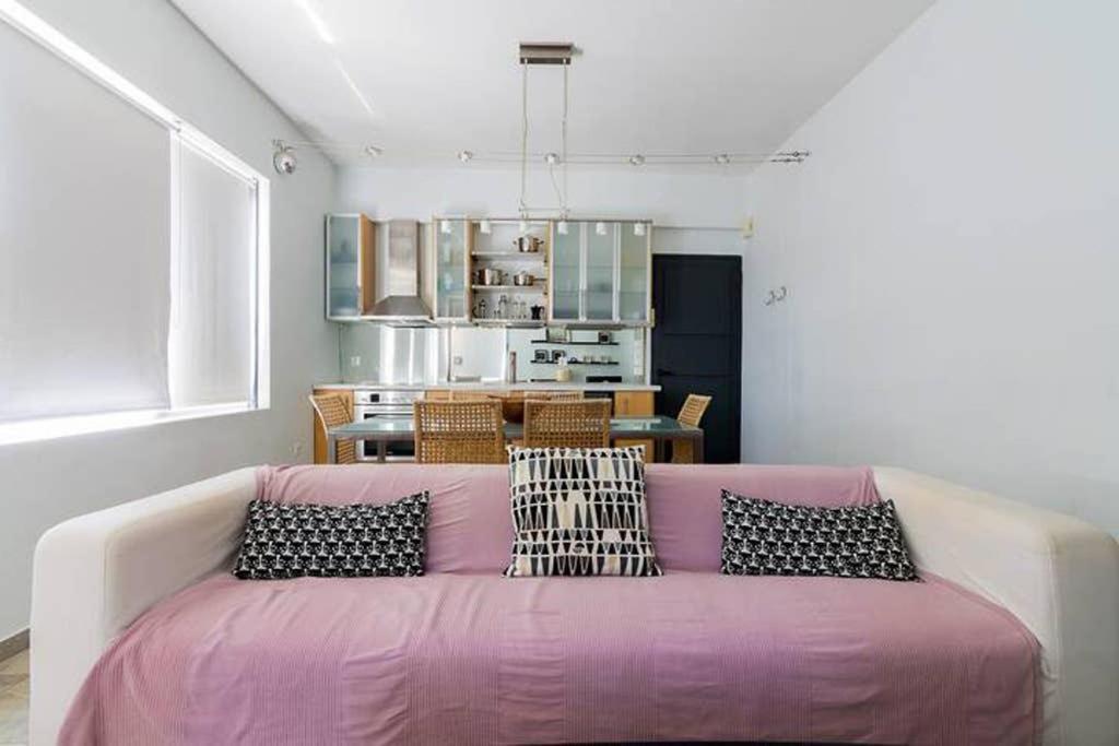 1bedroom House In The Center With Great View *